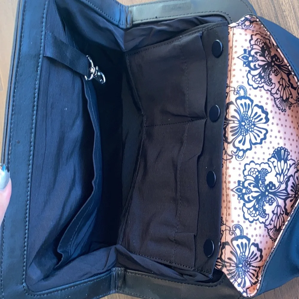 Petunia Pickle Bottom | Baby Crosstown Clutch Diaper Bag & Changing Pad | Infant